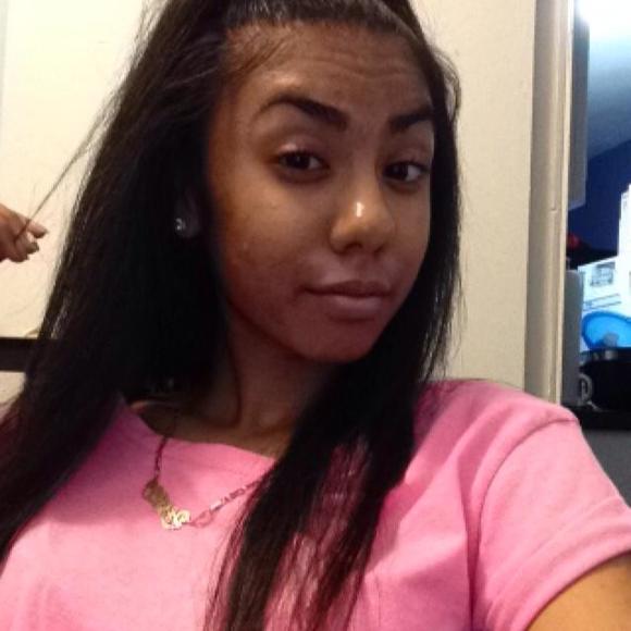 Meet your Posher, Deeana - Picture 1 of 1